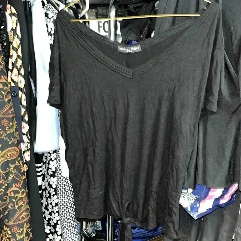 KIM & CAMI top
